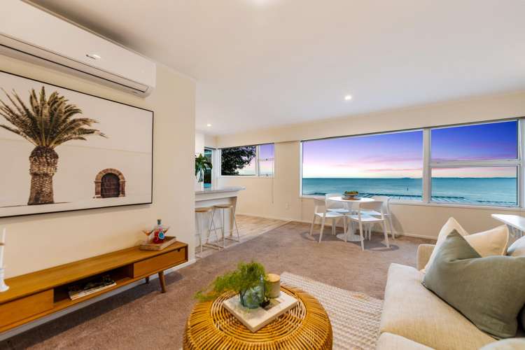 3/35 Kitchener Road_0
