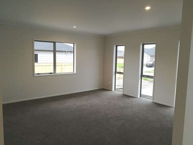 16 Aporo Drive Kumeu_3