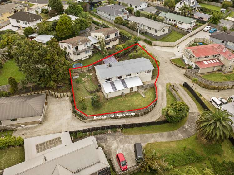 1/49a Lancaster Road Beach Haven_17