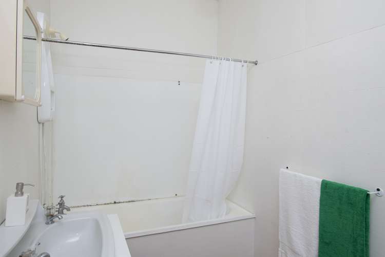 1 Parau Street Kaiti_19