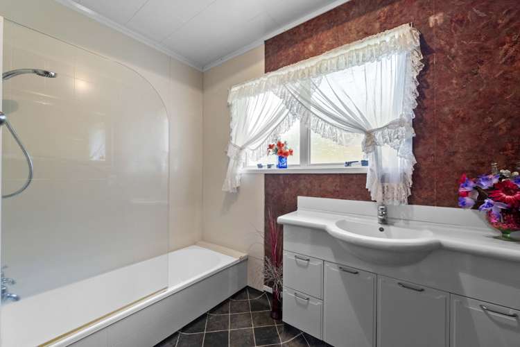 31 Russell Crescent Western Heights_8