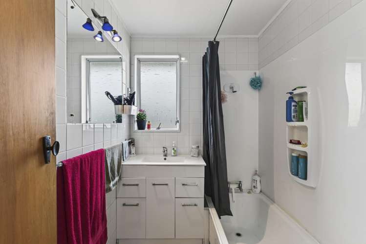 42 Gold Street Waitara_16