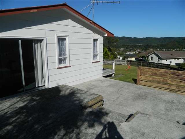 62 Castlerea Street Wainuiomata_2