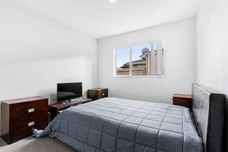 8 Popokatea Drive Takanini_17