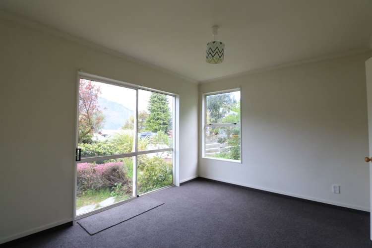 15a Wye Place Fernhill/Sunshine Bay_7