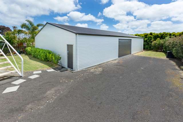 74 Wharf Road Clarks Beach_1