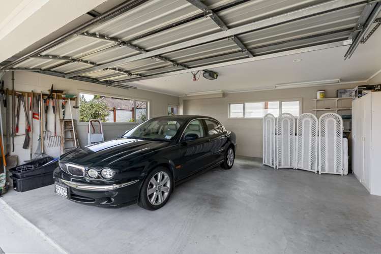 92 West Hoe Heights Orewa_17