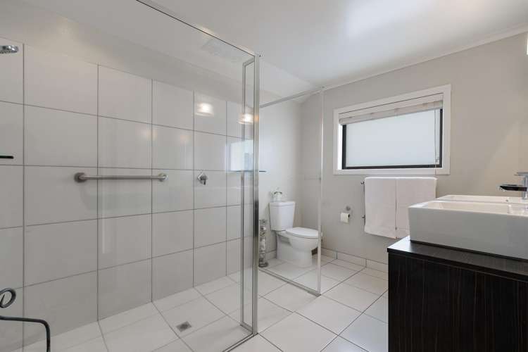 31 Condor Drive Pyes Pa_16