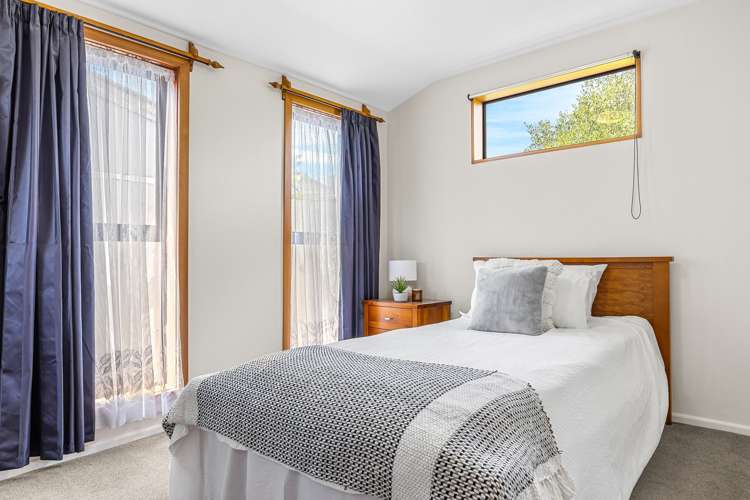 11a Woodstock Place Russley_9