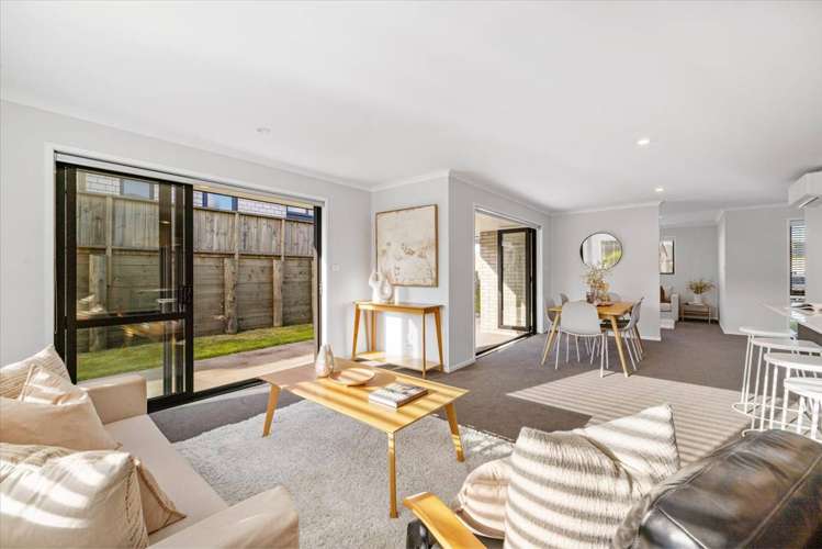 13 Tarata Place Owhata_4