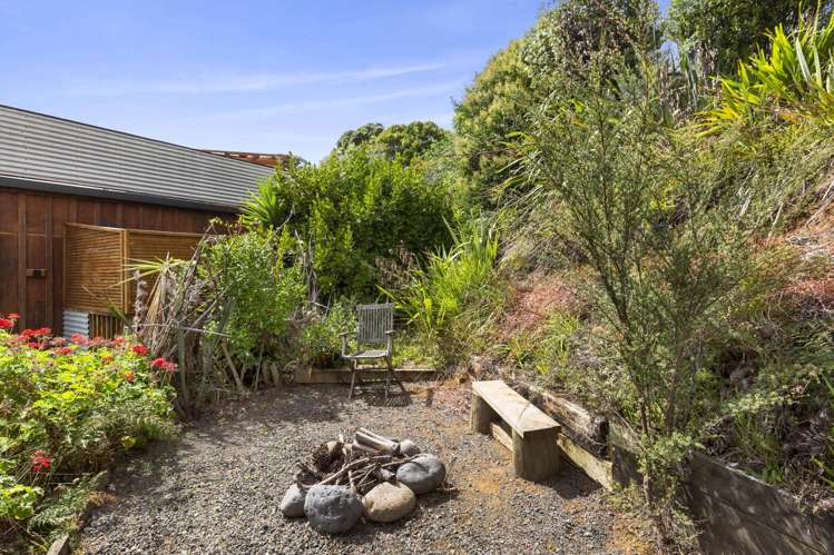 20A Violet Street Raglan_12