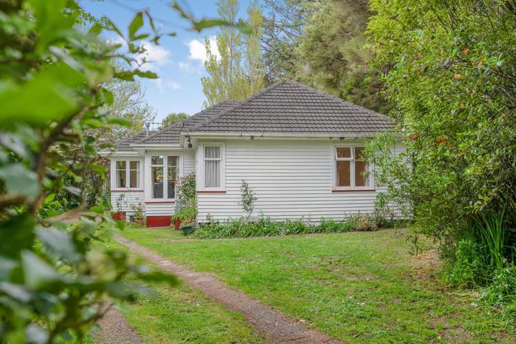 4 Karaka Street Otaki Beach_2