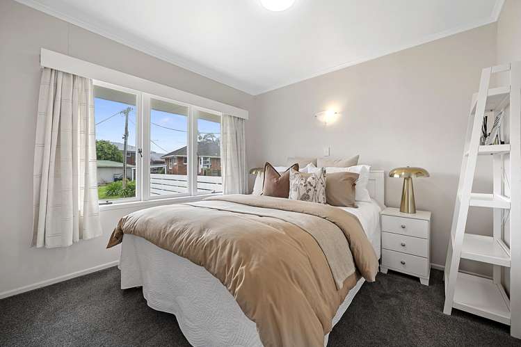 2/56a Taharoto Road Takapuna_8