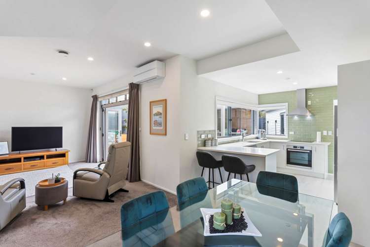 6 Rhone Avenue Te Atatu Peninsula_8