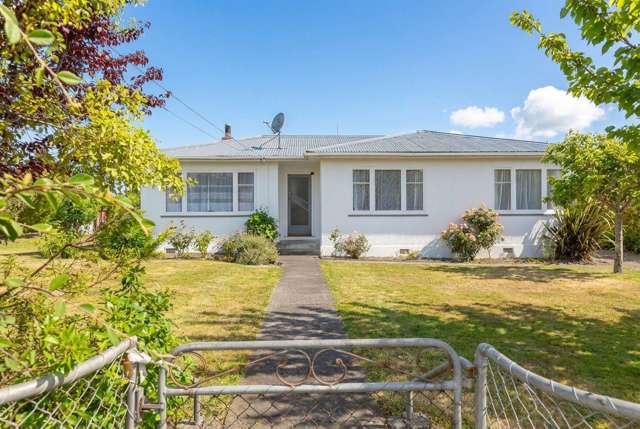 MASTERTON - 3 BEDROOMS