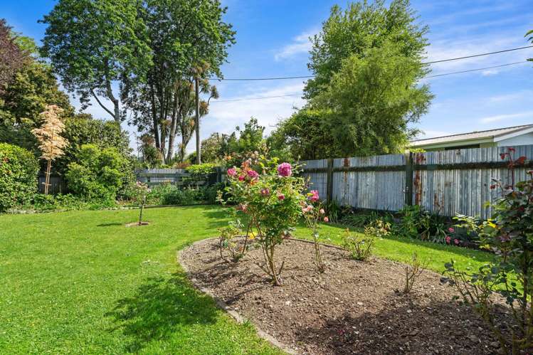 38 Lincoln Road Carterton_19