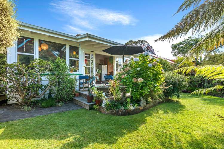 6 Royal Terrace Sandringham_11