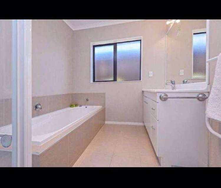 9 Sapperton Drive Henderson_9