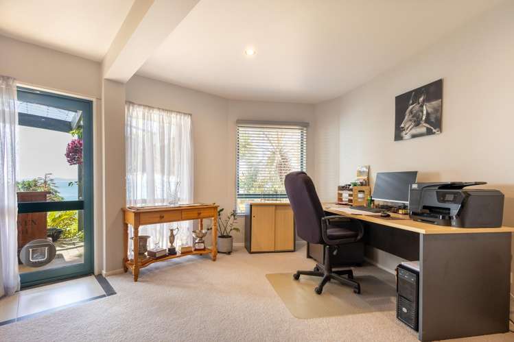 6577 Pouto Road Pouto_42