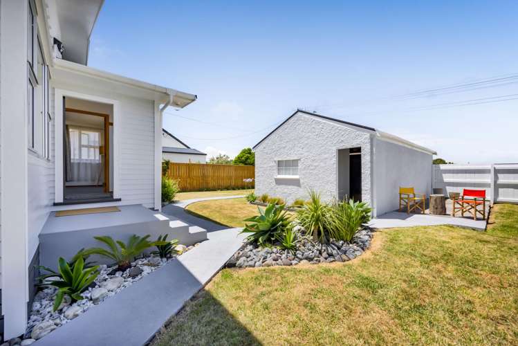 28a Napier Street Opunake_23