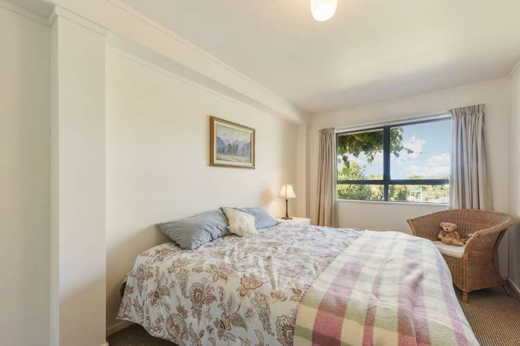 1 Okiwa Place Anakiwa and Surrounds_12