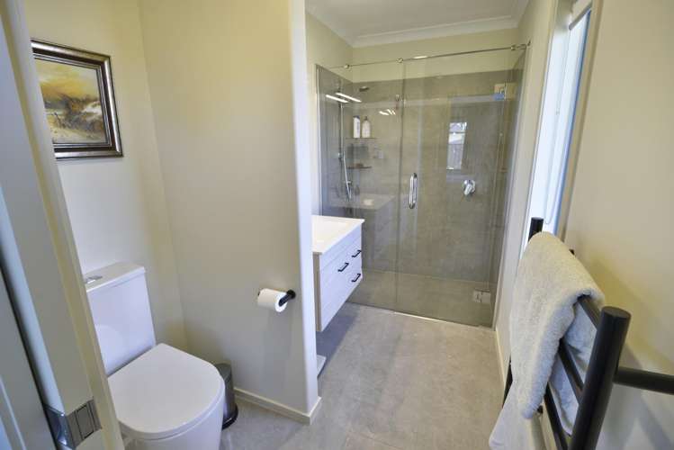 74 Feist Street Carterton_8