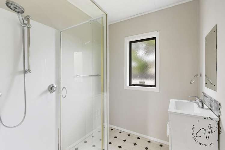 29 Railway Street West Papakura_9