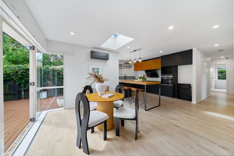 2/9 Alma Road Milford_9