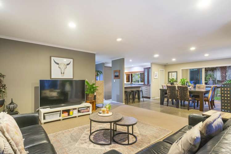 104 Rowesdale Drive Ohauiti_2