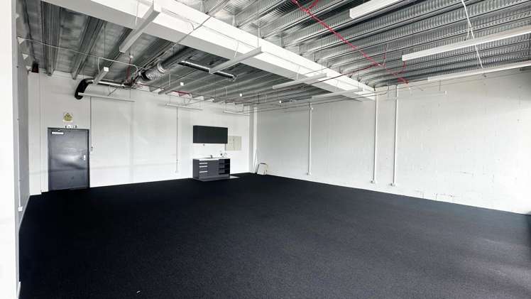 Tenancy 5/80 Parton Road Beach Papamoa Beach_6