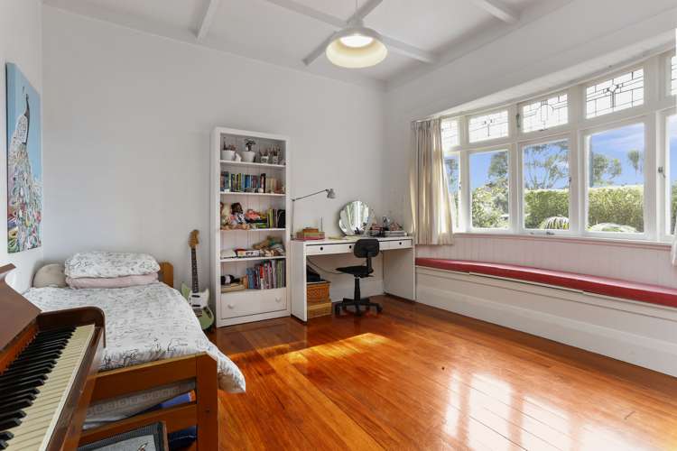 48 Alberta Street Point Chevalier_13