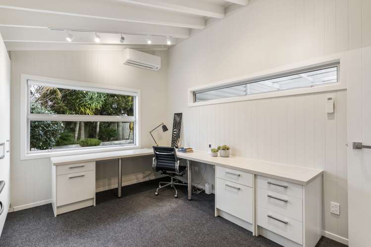 39 Doment Crescent Orewa_17