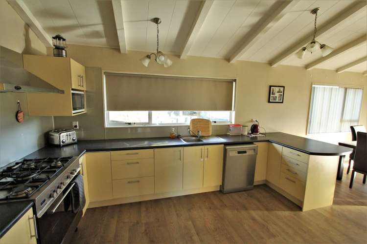 6 Marlborough Place Tokoroa_5