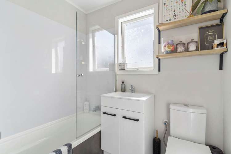 140 Great South Road Takanini_11