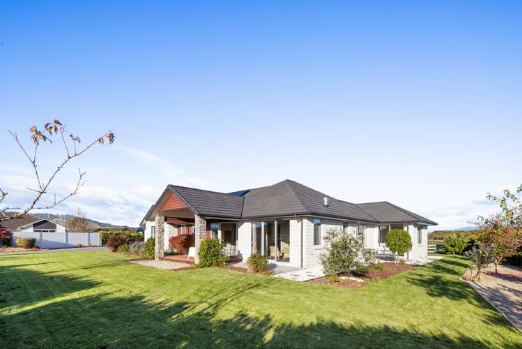 41 Alan Livingston Drive Cambridge_28