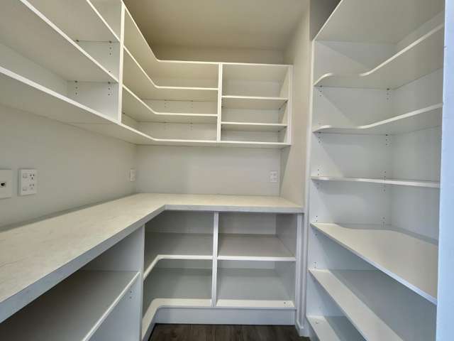 54 Grayshott Avenue 1411_3