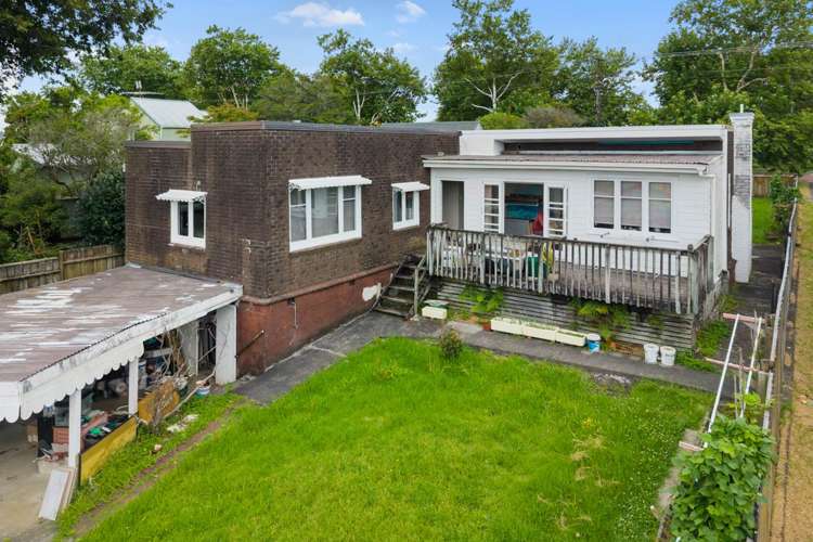 27 Seabrook Avenue New Lynn_23