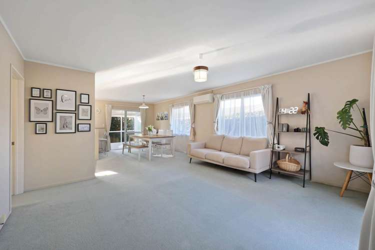 4 Davern Lane New Lynn_10