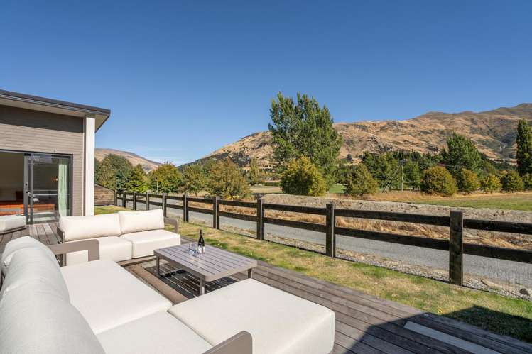 3 Kamana Rise Wanaka_1