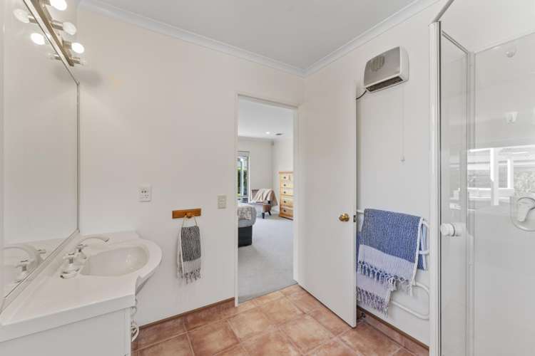 2 Fairview Terrace Waipahihi_17