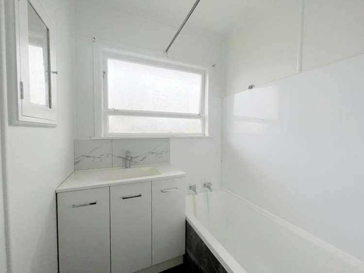 18 Brocas Avenue Hillcrest_9