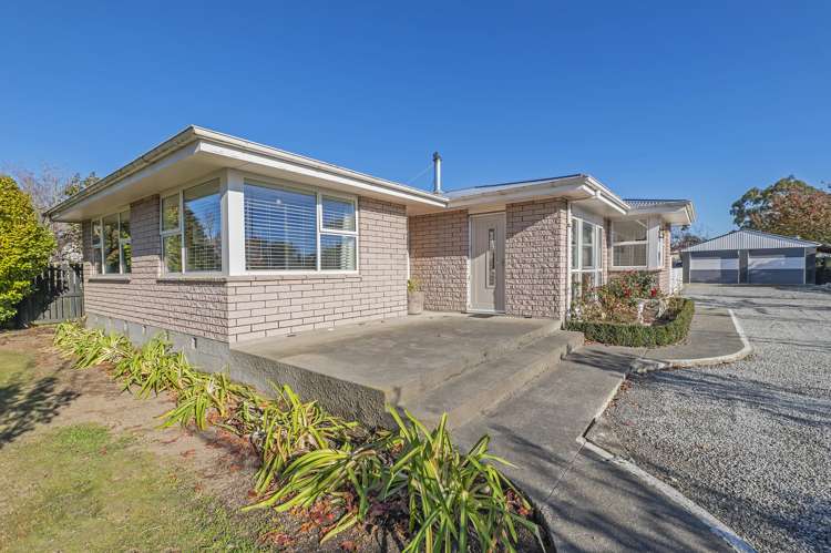 15 Longden Street Darfield_13