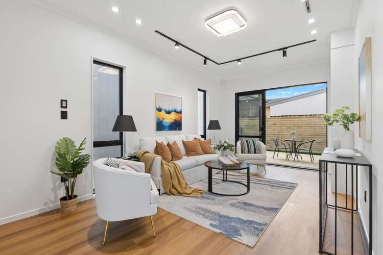8B, 8D Brentford Place_0