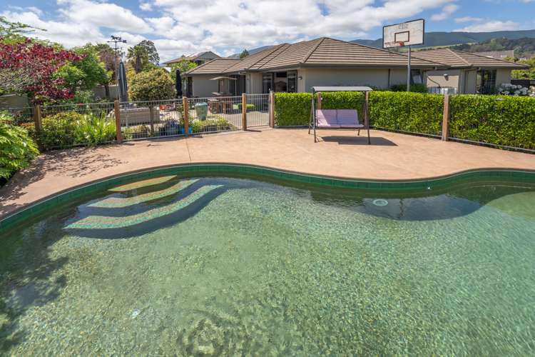 5 Lucy Murcott Place Stoke_10