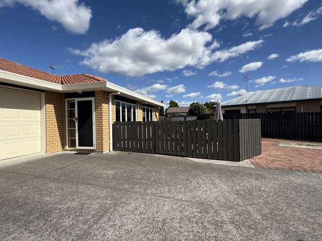 1434D Cameron Road Greerton_1