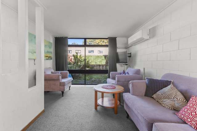 8/1 Coates Street 1074_3