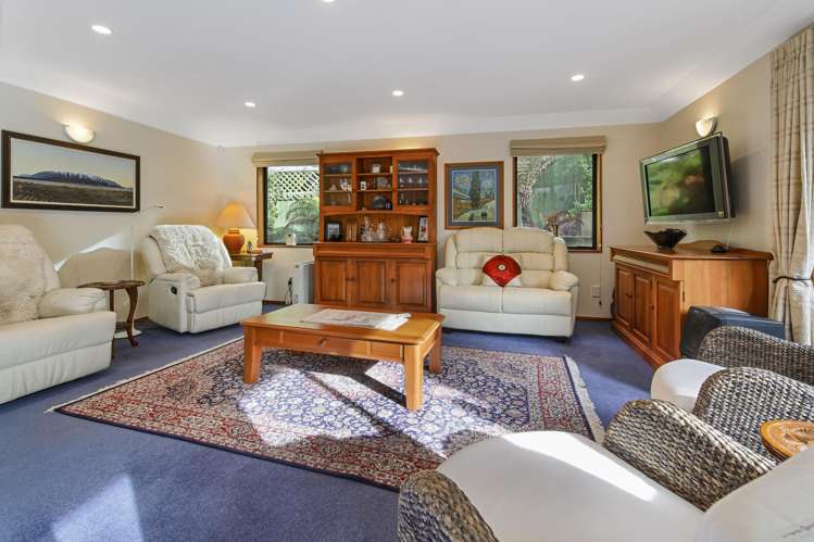 25 Gunns Crescent Cashmere_6