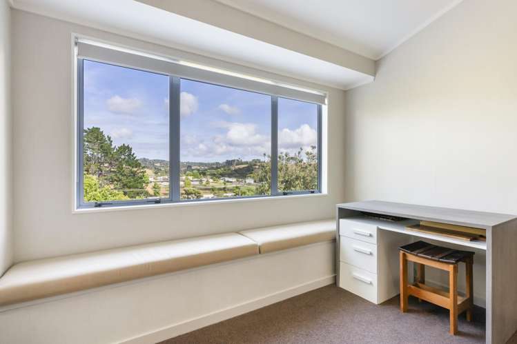 105 Waitakere Road Waitakere_11