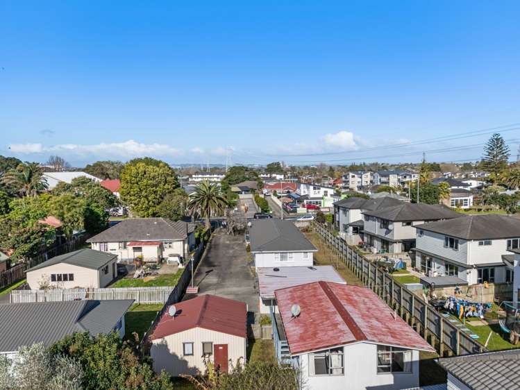 297 Massey Road Mangere East_24