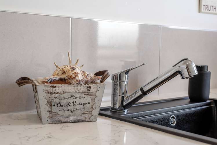 48 Sapphire Drive Hairini_23